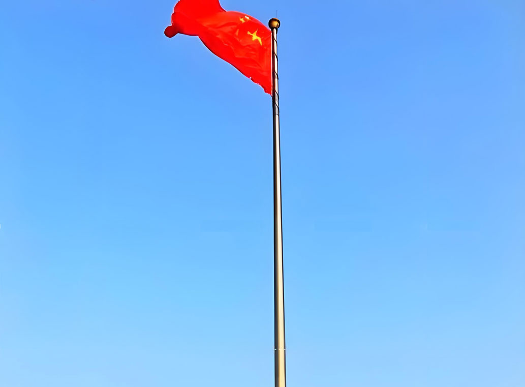 Mât de drapeau en titane